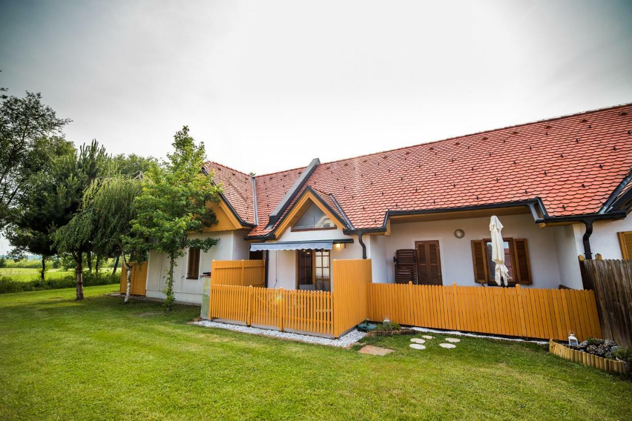 Golf Apartment With Spa Tickets Discount Moravske Toplice Bagian luar foto